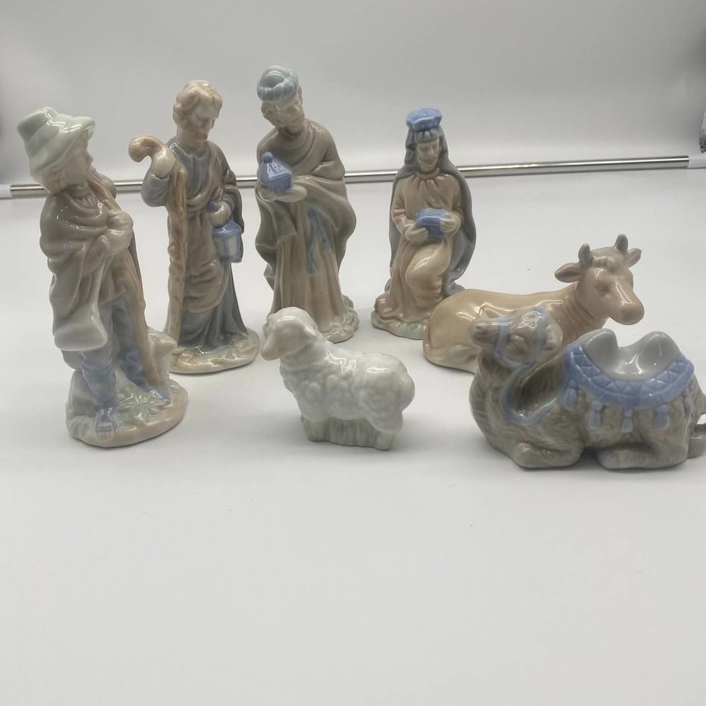Lot of Nativity scene three kings one Shepard